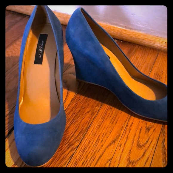 Ann Taylor Shoes - Ann Taylor Suede Wedges Ann Taylor Shoes - Ann Taylor Suede Wedges